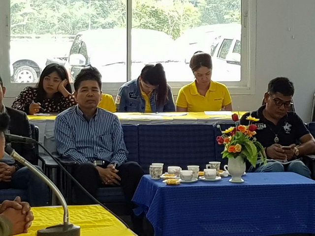 โครงการ อบจ.สฎ อบรมโครงการอบรมเครื่อข่าย ภาคประชาคมเพื่อการมีส่วนร่วมในการพัฒนาท้องถิ่น  วันที่ 12/1/2561 